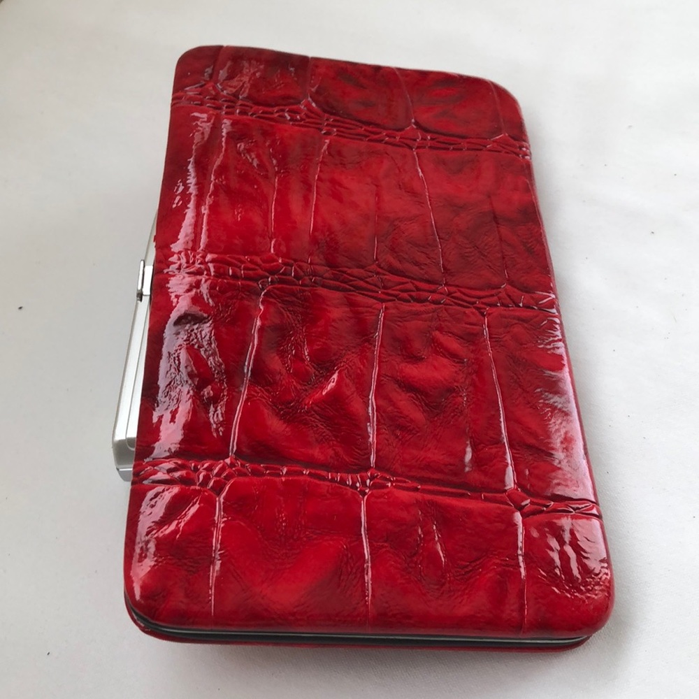 Wallets - Picture 2 of 4